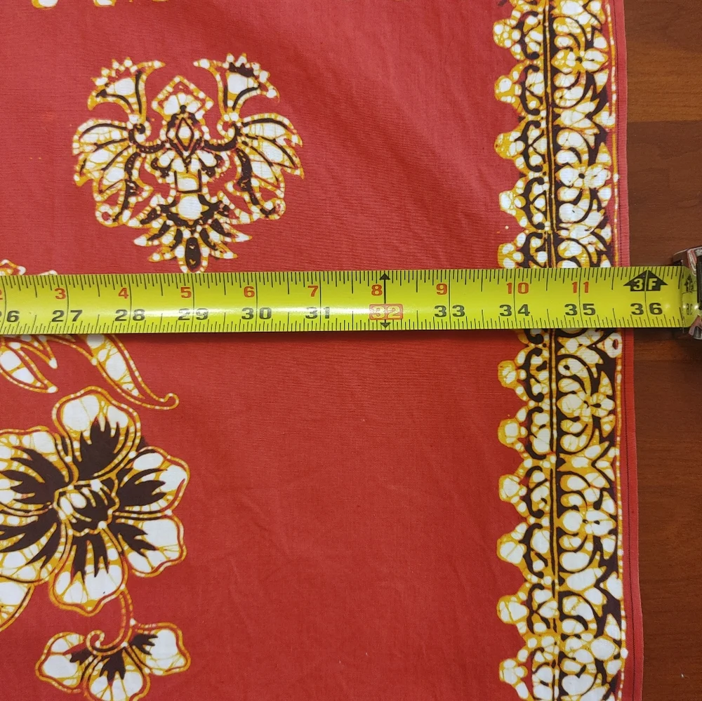 Hand made SIGNED Elegant Red and Gold Tablecloth Indonesia (203 rl1) 36